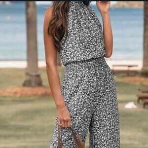 CUPSHE Floral Jumpsuit